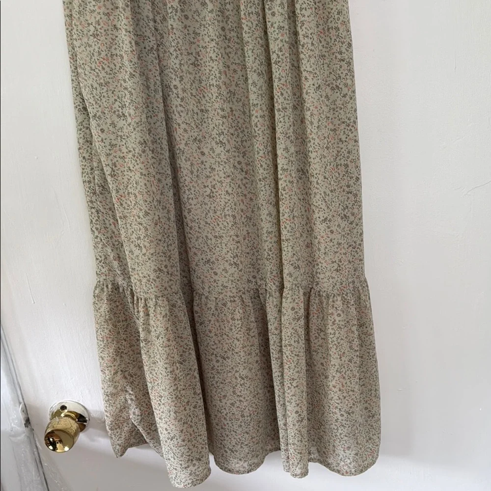 Green Tiered Ruffled Midi Sundress - Picture 7 of 9